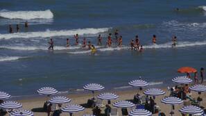 Spiaggia privata nelle vicinanze, lettini da mare, ombrelloni