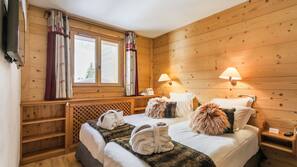 Coffre-forts dans les chambres, décoration personnalisée, bureau