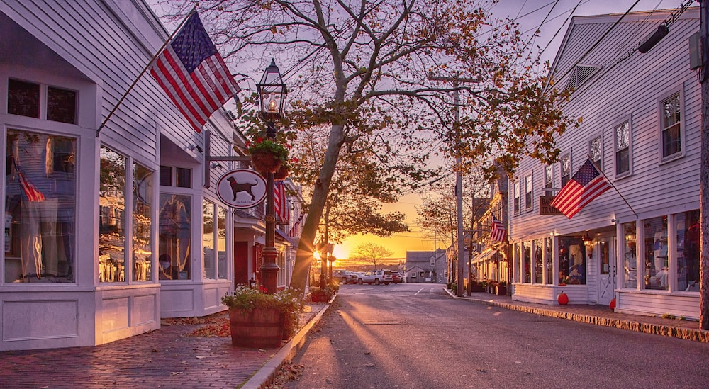 The Harbourside Inn British Columbia Canada The Harborside Inn: 2019 Room Prices , Deals & Reviews | Expedia