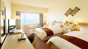 In-room safe, desk, laptop workspace, blackout drapes