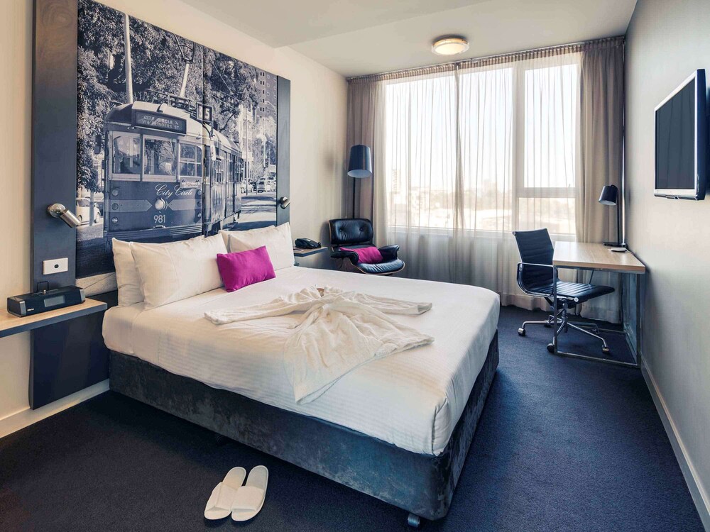 Mercure Melbourne Therry Street
