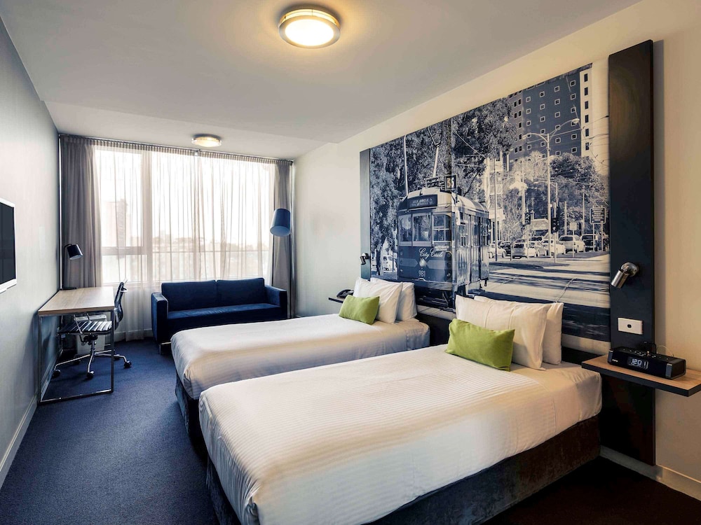 Mercure Melbourne Therry Street
