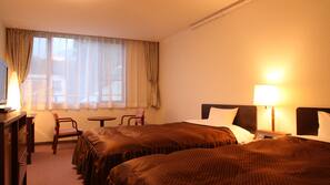 In-room safe, desk, blackout curtains, free WiFi