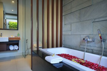 View Samaja Beachside Villas Seminyak Gif
