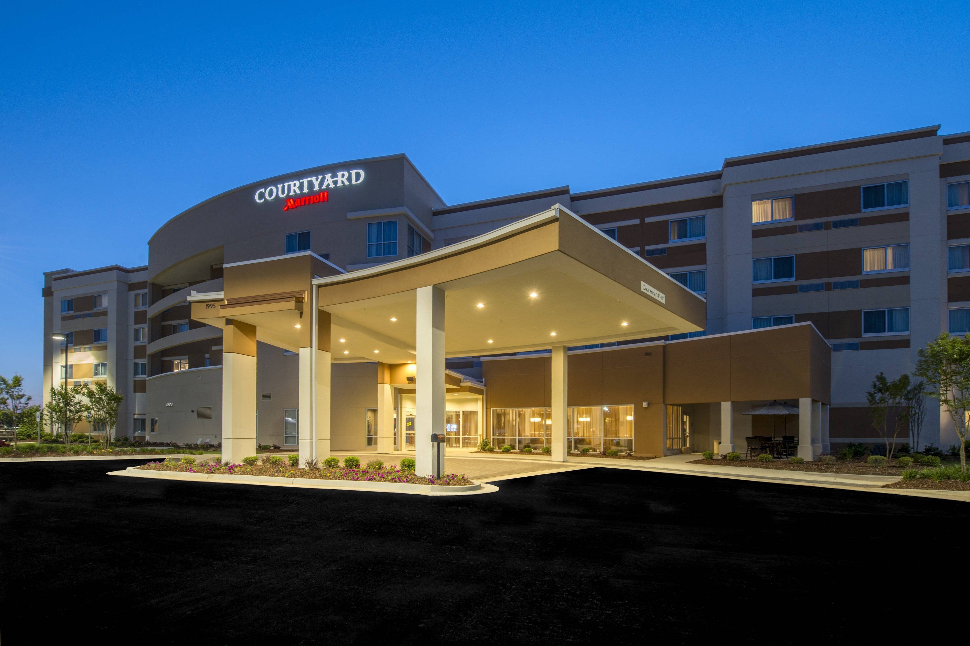 Courtyard Columbus in Columbus, United States