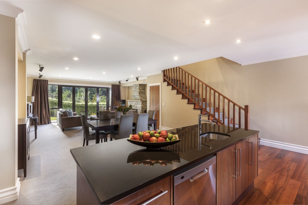 Platinum Queenstown Villas in Queenstown Best Rates & Deals on Orbitz