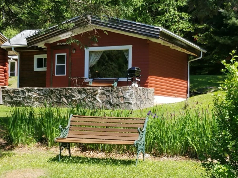 KanàMouche Pourvoirie Auberge et Chalets in SaintMicheldesSaints Best Rates & Deals on Orbitz KanàMouche Pourvoirie Auberge et Chalets in SaintMicheldesSaints Best Rates & Deals on Orbitz