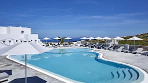Seasonal outdoor pool, open 9:30 AM to 7:30 PM, sun loungers