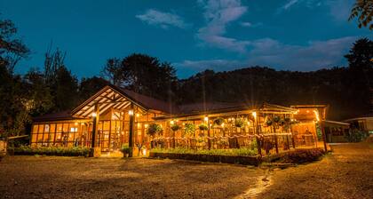 Hotel de Montaña Suria