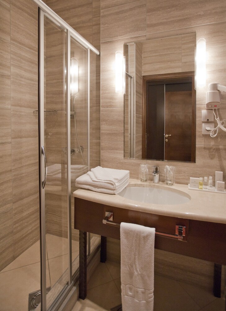 Foto - Manjež Centar