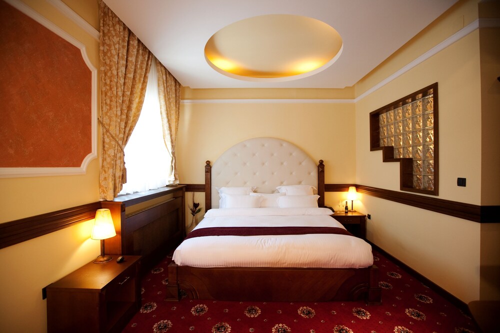 Foto - Manjež Centar