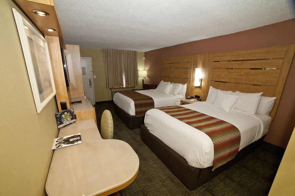 DeSoto Beach Hotel in Tybee Island Best Rates & Deals on Orbitz