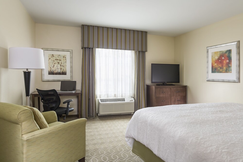 Hampton Inn & Suites San Bernardino