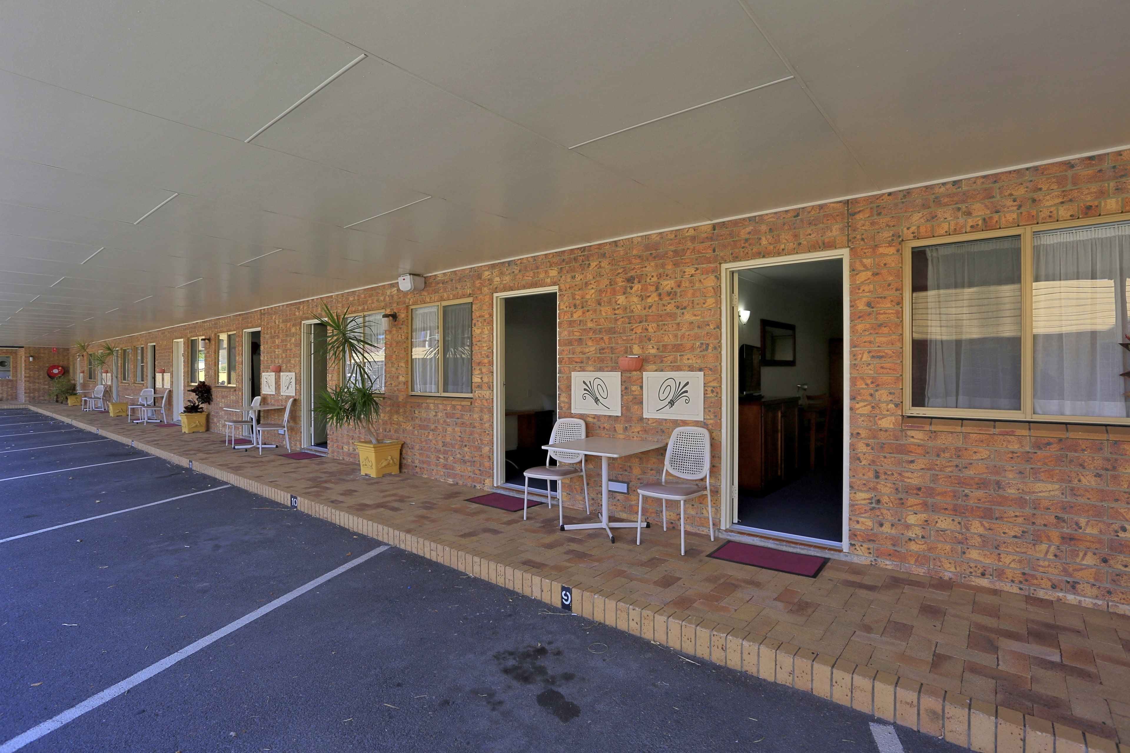 Sugar Country Motor Inn