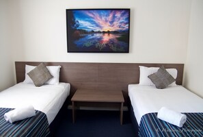 Family Suite, 1 Bedroom, Microwave, Ground Floor | Iron/ironing board, cribs/infant beds, free WiFi, bed sheets