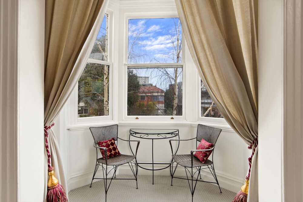 Terrace/patio, Captain's Retreat Apartments and Cottages