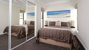Egyptian cotton sheets, premium bedding, individually decorated
