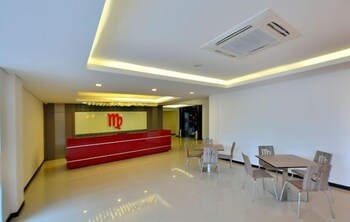 Zodiak Sutami By Kagum Hotels Reviews Photos Rates Ebookers Com