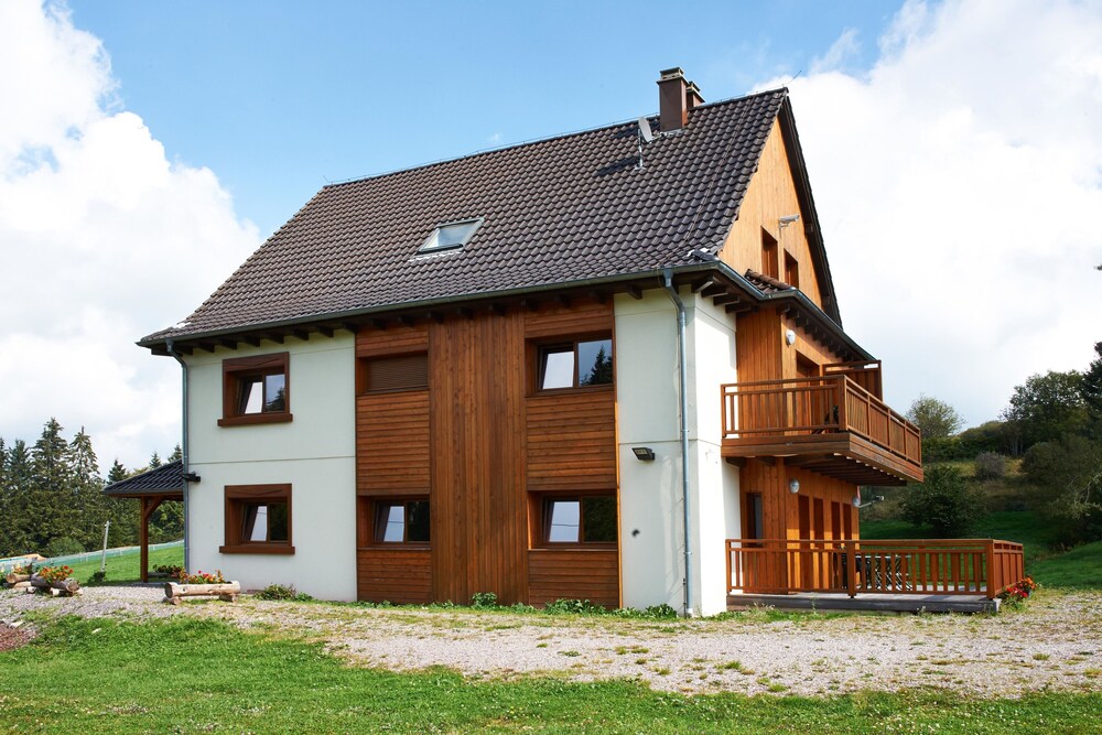 Hotel Restaurant Mont Champ Du Feu In Selestat Hotel Rates Reviews On Orbitz