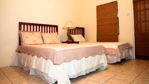 Egyptian cotton sheets, premium bedding, in-room safe