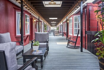 Napa Valley Railway Inn