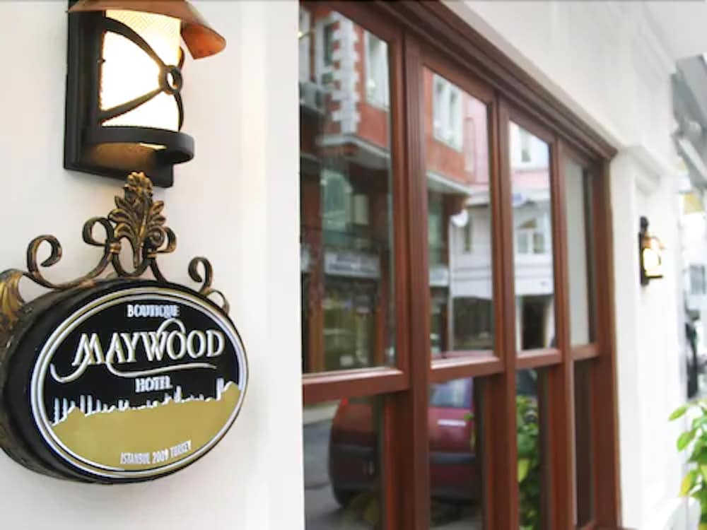 Photo - Maywood Hotel