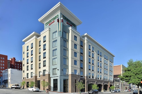 Great Place to stay Courtyard by Marriott Wilmington Downtown/Historic District near Wilmington 