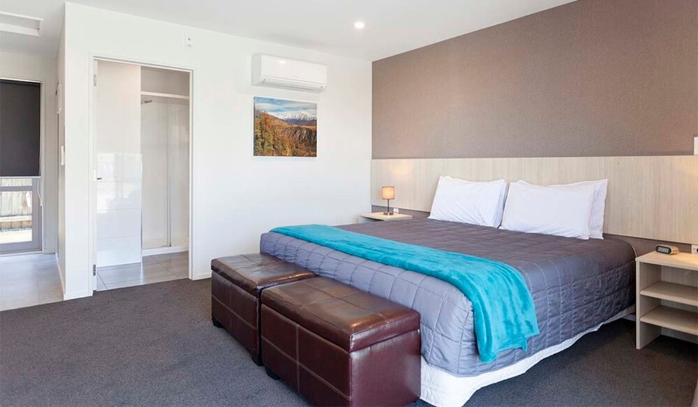 Rolleston Highway Motel Reviews, Photos & Rates