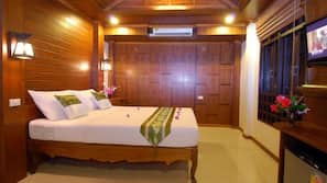Minibar, caja fuerte, cortinas opacas y sistema de insonorización