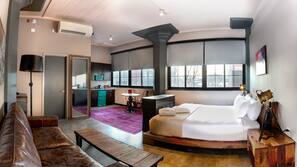 In-room safe, individually decorated, individually furnished, desk
