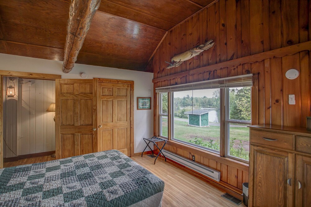 Birkie Availability 24' ATV/UTV & Snowmobile Chippewa Flowage Pontoon