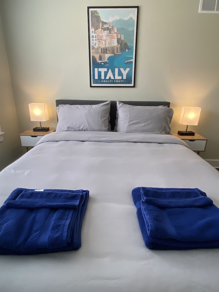 Oakdale Luxury Living Royal Oak Vrbo