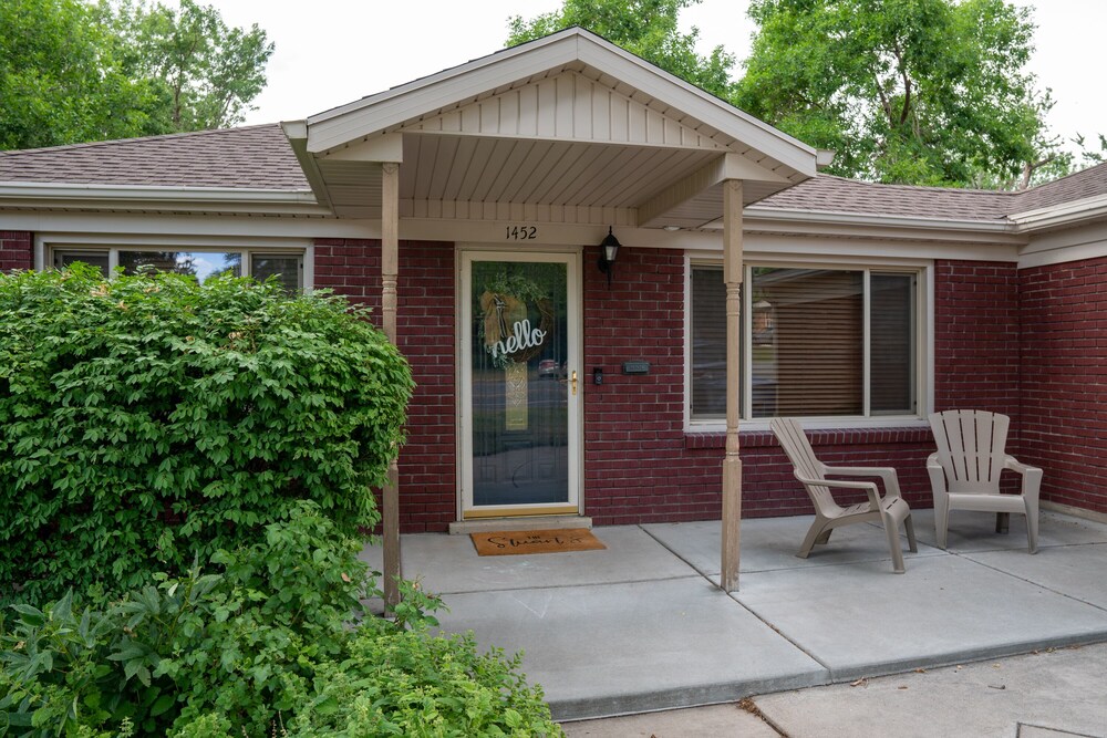 Stylish Mountain Home on Ogden's East Bench Deals & Reviews (Ogden