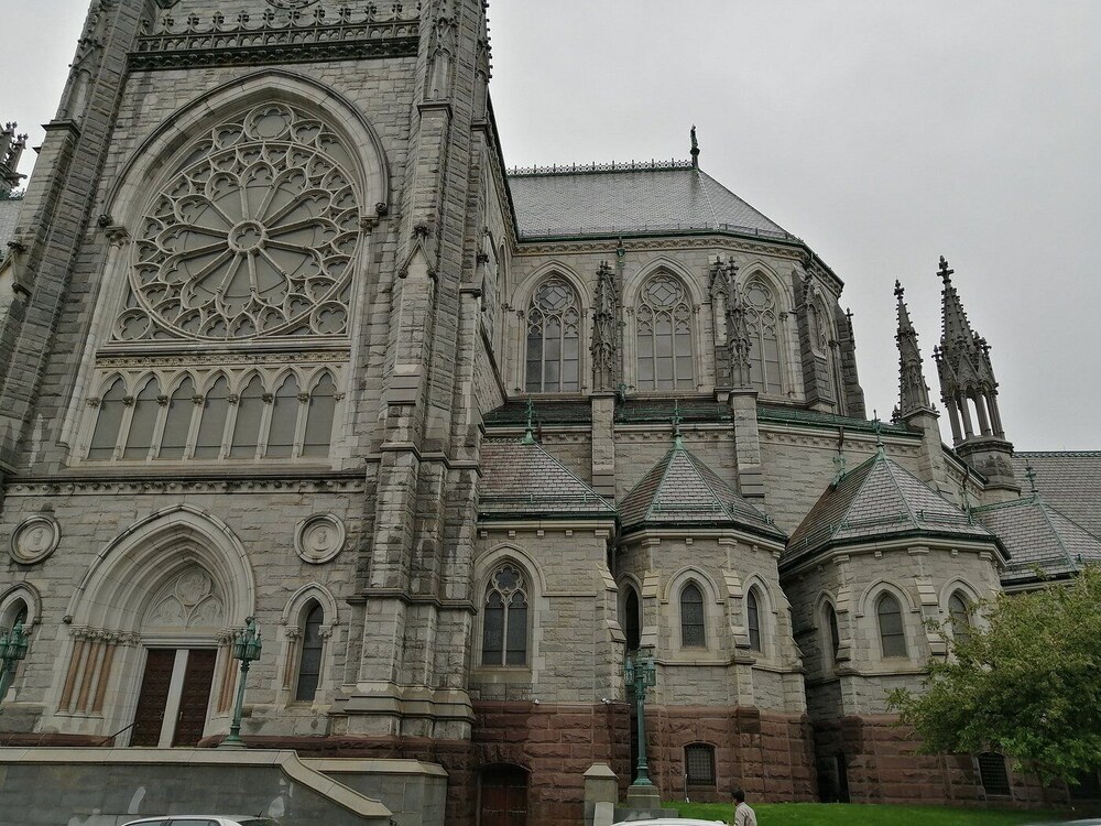 🌟 Modern Luxury 2BR Apt near Rutgers🔸NJIT🔸EWR🔸Prudential Ctr🔸min from NYC 🗽 