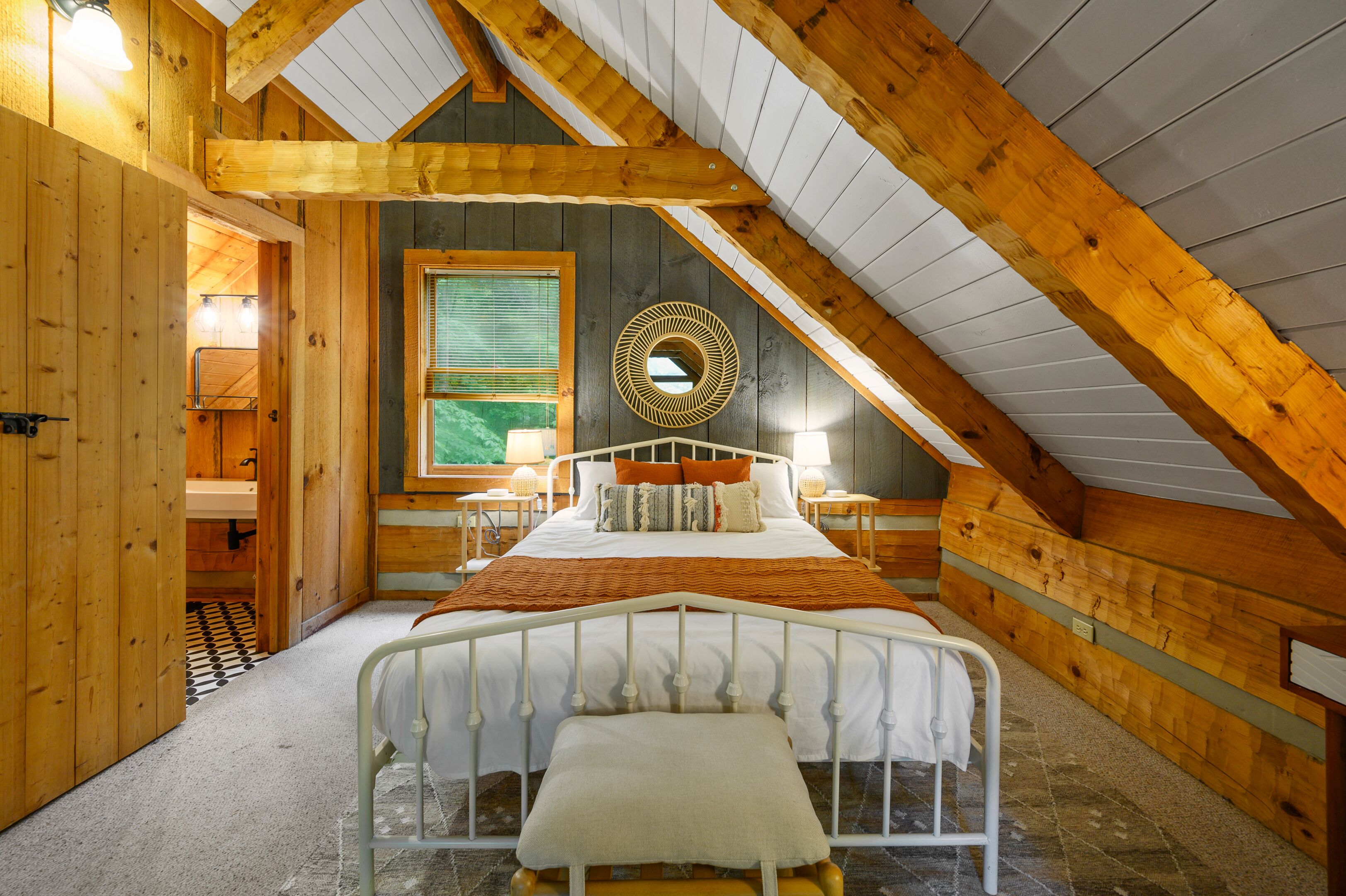 Boho Chic Log Cabin Fox At Bluff Creek New Renovation 2021 Room Prices Deals Reviews Expedia Com