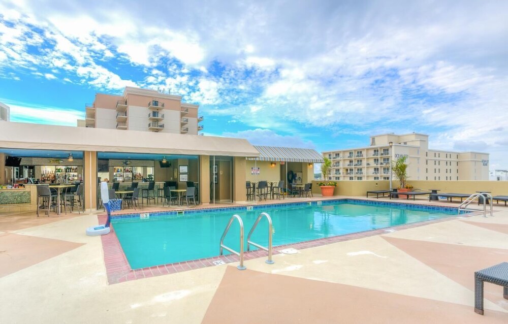 Nature Escape! Great Unit, Beachfront, Pool, Restaurant