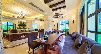 Howard Johnson by Wyndham Yaan Forest Resort