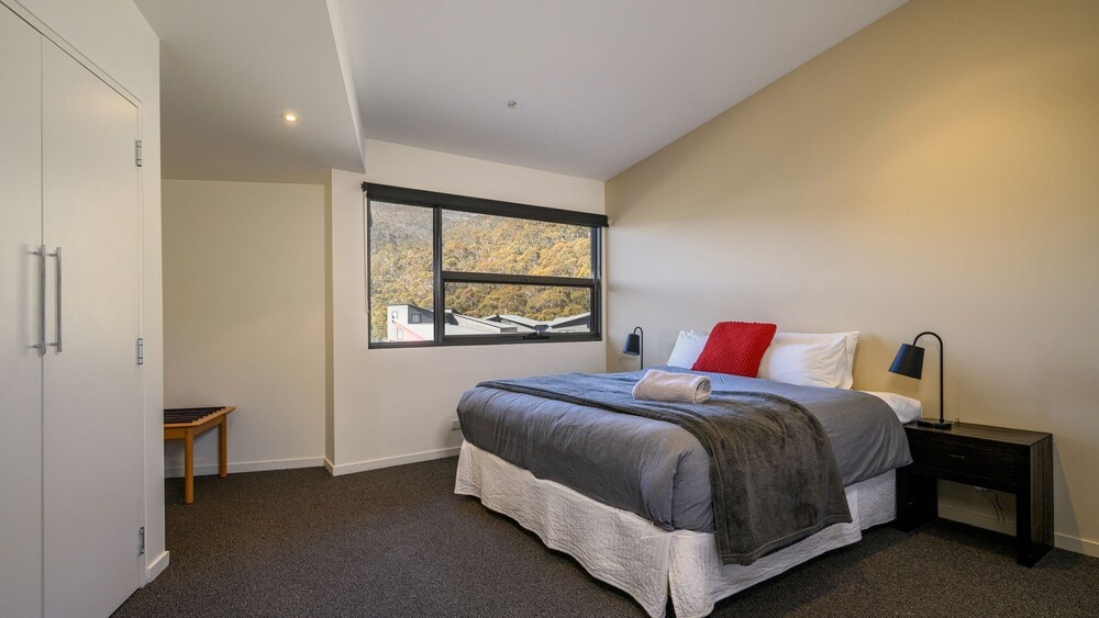 Pilot 01 Chalet in Thredbo VIllage Deals & Reviews (Thredbo, AUS) Wotif