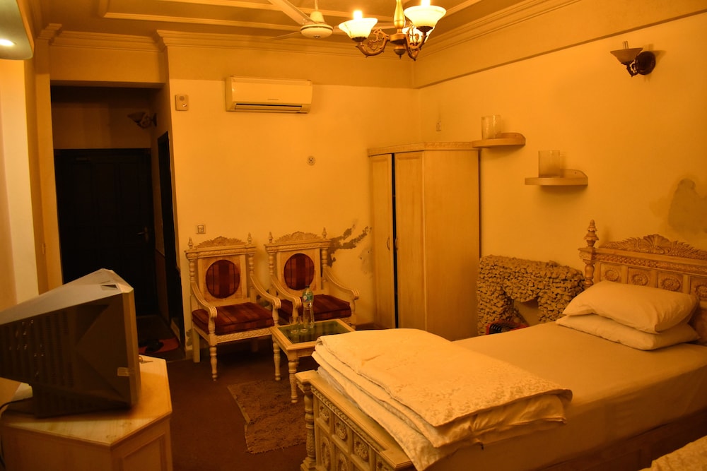 Undrah Inn Hotel Deals & Reviews (New Mirpur City, PAK) Wotif