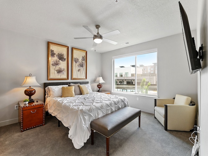 Amazing Location California King Bed Queen Sofa Sleeper 2 Twin Beds 2022 Room S Reviews Expedia Com California King Bed Queen Sofa Sleeper, Cal King Sofa Beds