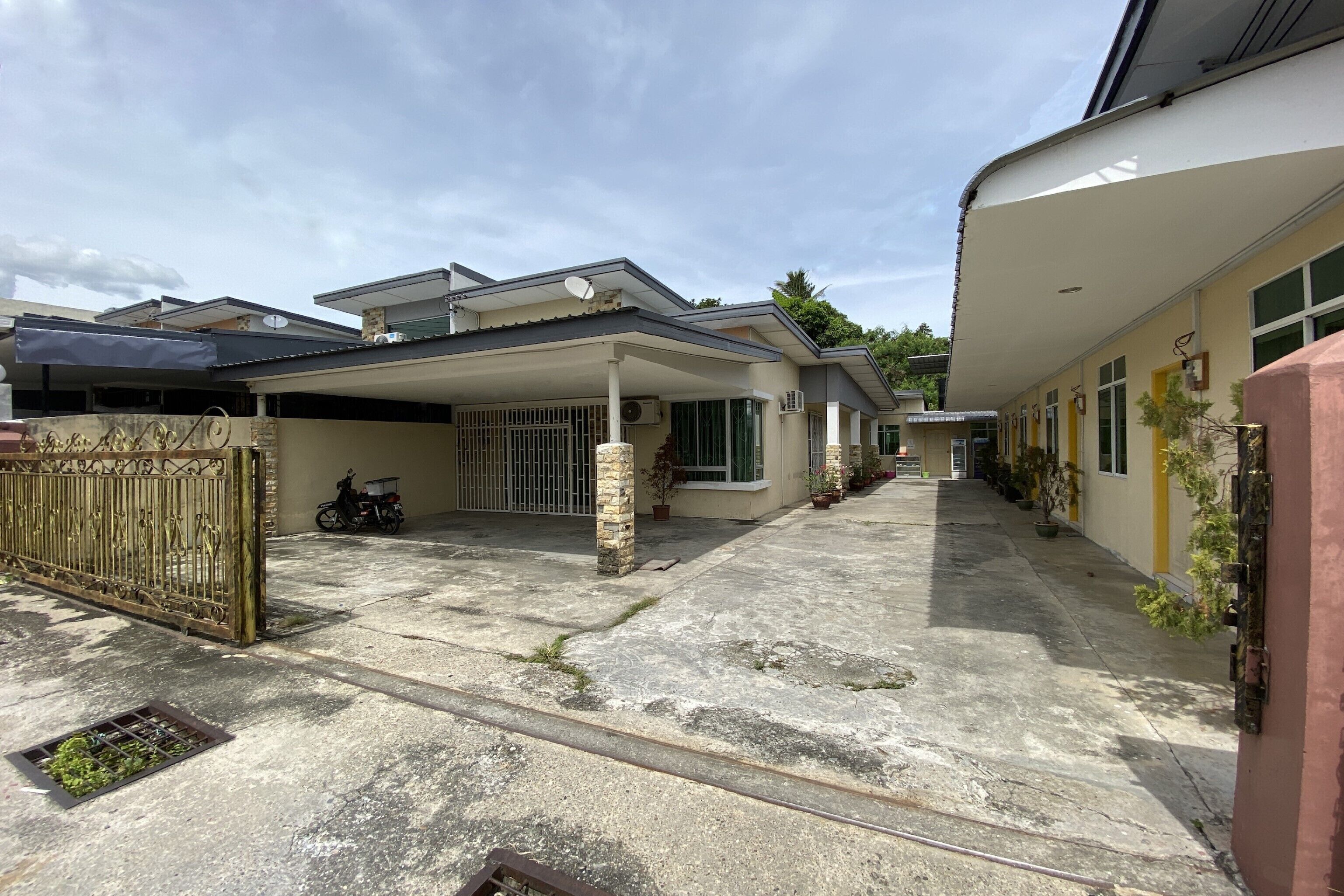 Oyo 90292 Taman Kota Homestay Keningau 2021 Room Prices Deals Reviews Expedia Com