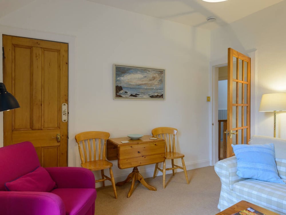 Dunlin - 1 Bedroom Seaside Apartment