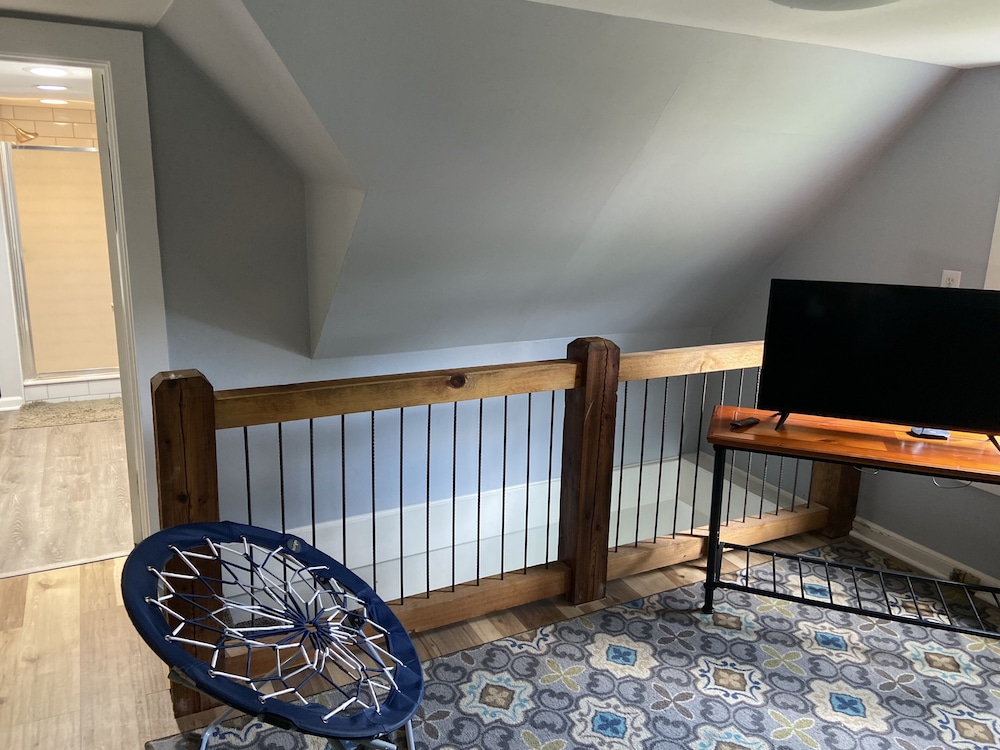 Historical Renovated Downtown Westfield Farmhouse