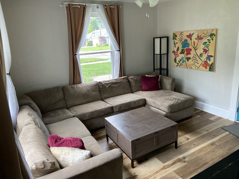 Historical Renovated Downtown Westfield Farmhouse