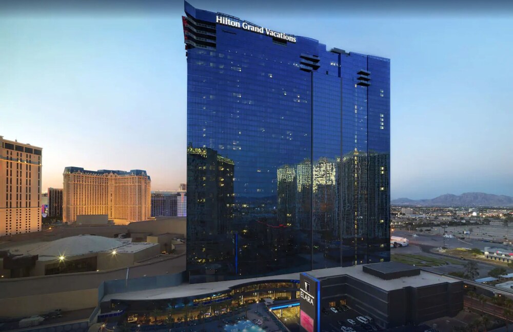 Hilton Elara Las Vegas - Multiple Luxury Suites , Best Location, Bring Family