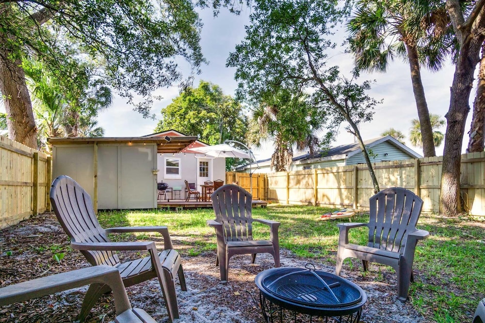 Welcome to the beach life! Enjoy this cozy cottage with two full baths, and two full bedrooms