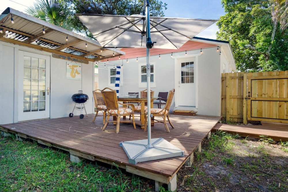 Welcome to the beach life! Enjoy this cozy cottage with two full baths, and two full bedrooms