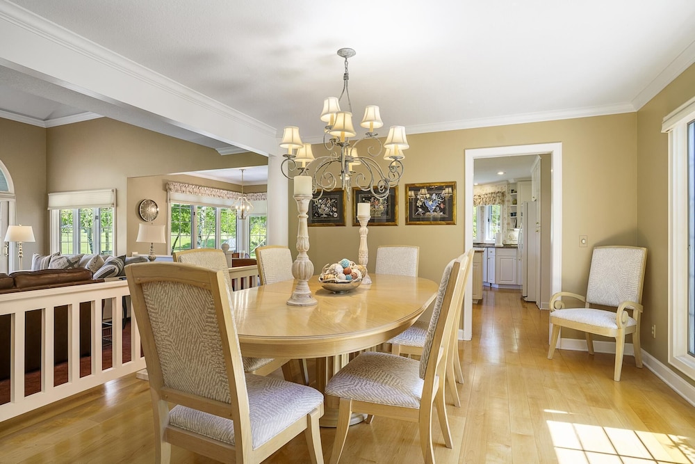 4 Seasons Golf Course View Birchwood Farms Golf and Country Club Home