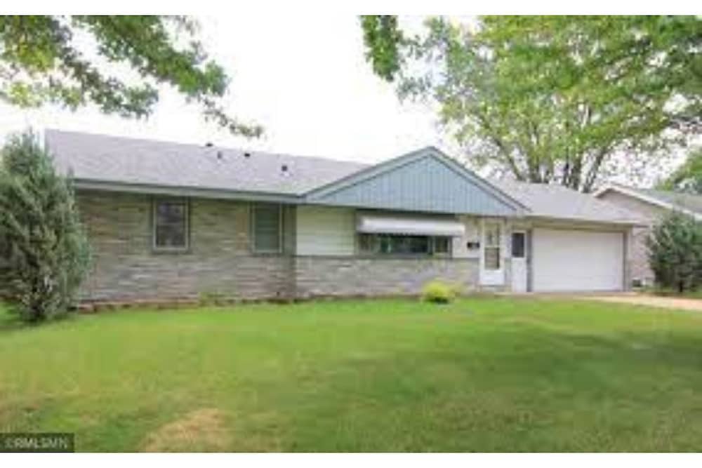 Fully Furnished Family Home Fridley Vrbo