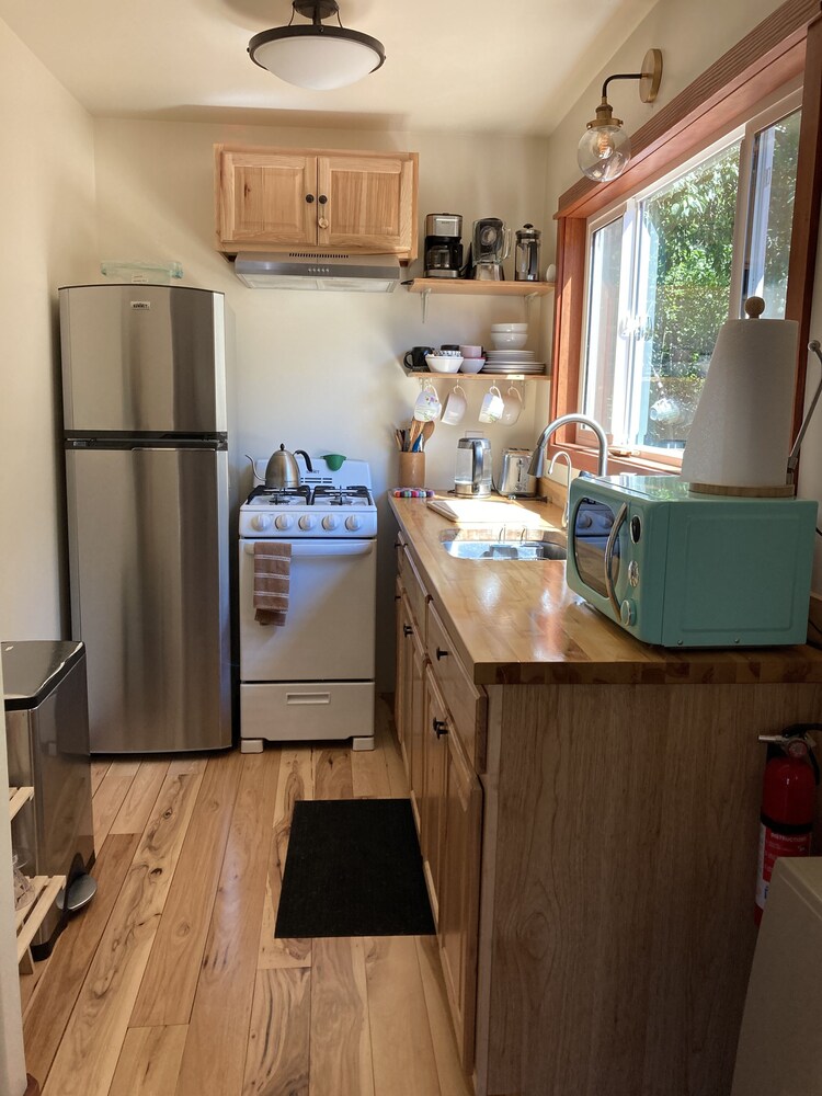 Ulee's Gold: Dog friendly Cottage